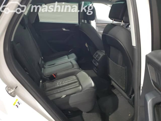 Audi Q5 II (FY) Рестайлинг 45 TFSI 2.0 AMT 4WD