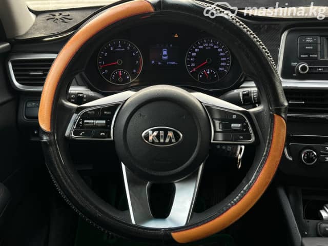 Kia K5 II 2.0 AT