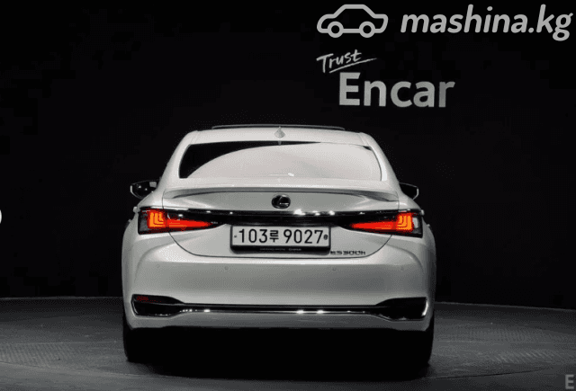 Lexus ES VII Рестайлинг 300h 2.5hyb CVT
