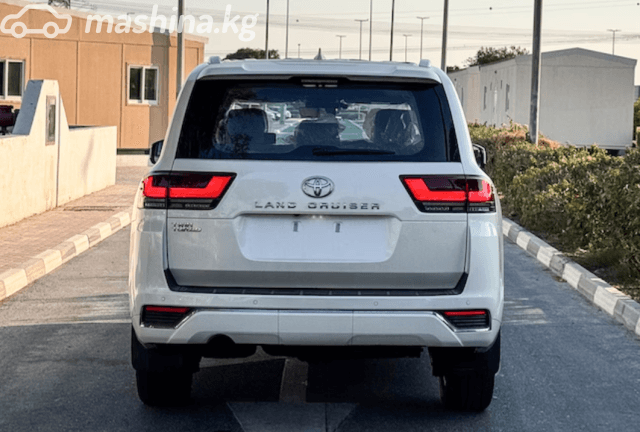 Toyota Land Cruiser 300 Series 3.4d AT 4WD