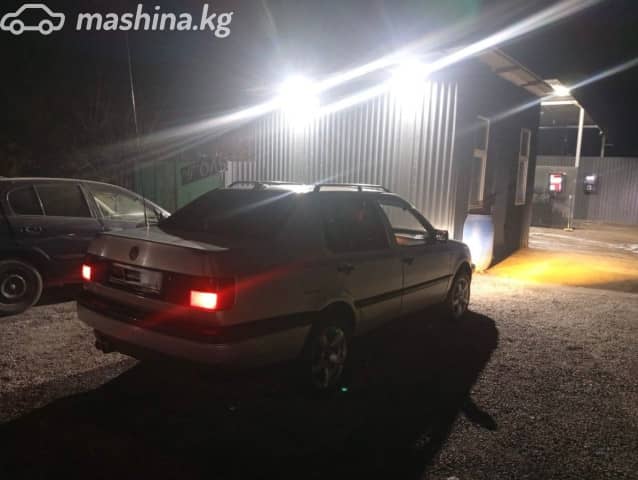 Volkswagen Vento 1.8 MT
