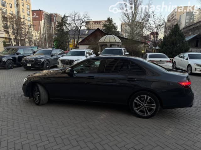 Mercedes-Benz E-Класс V (W213, S213, C238) Рестайлинг 300 e 2.0hyb AT 4WD