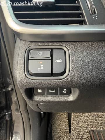 Kia K5 II 2.0 AT
