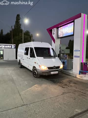 Mercedes-Benz Фургон (4х2)