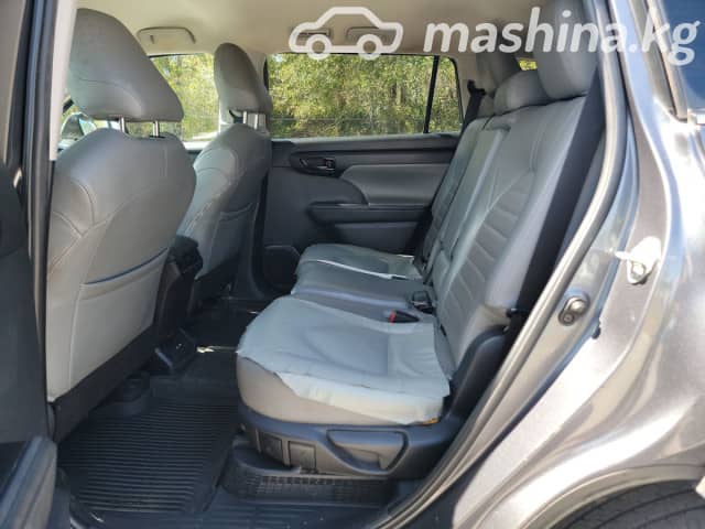 Toyota Highlander IV (U70) 2.5hyb AT 4WD