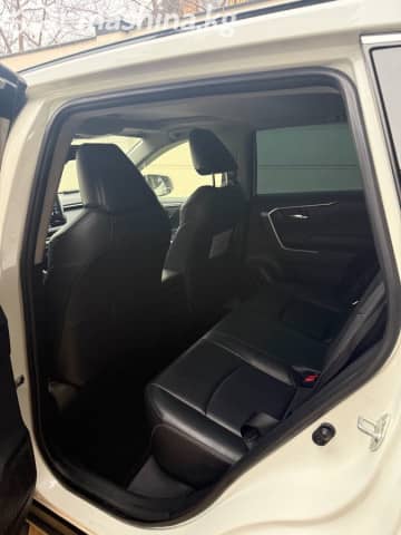 Toyota RAV4 V (XA50) 2.5 AT