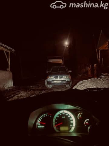 BMW X5 I (E53) 4.4 AT 4WD