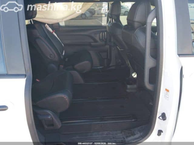 Toyota Sienna IV 2.5hyb AT 4WD