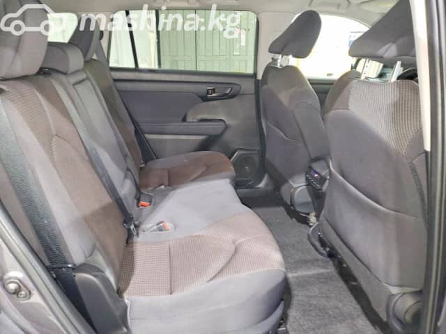 Toyota Highlander IV (U70) 2.4 AT