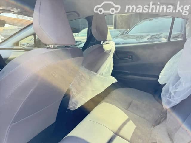 Toyota Prius V (XW60) PHV 2.0hyb AT