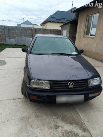 Volkswagen Vento 1.8 MT