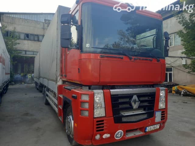 Renault Magnum