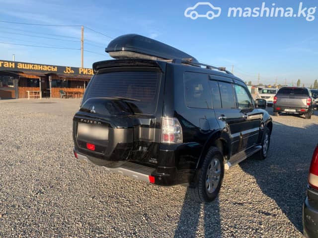 Mitsubishi Pajero IV Рестайлинг 2 3.5 AT 4WD