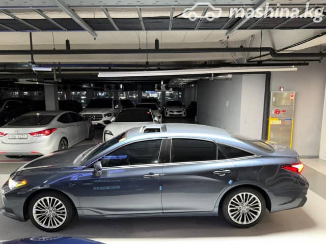 Toyota Avalon V 2.5hyb CVT