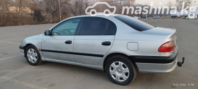 Toyota Avensis I Рестайлинг 1.8 MT