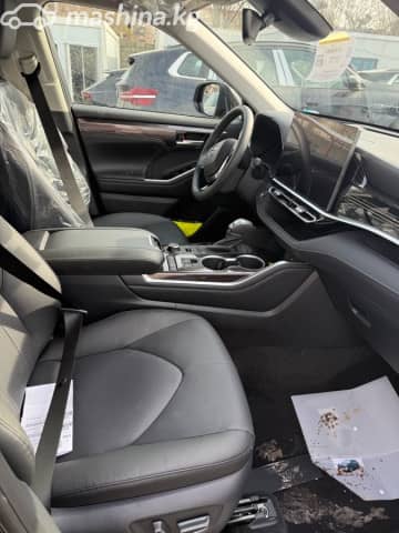 Toyota Highlander IV (U70) 2.0 AT 4WD