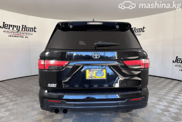 Toyota Sequoia III 3.5hyb AT 4WD