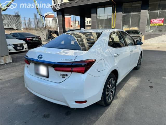 Toyota Corolla XI (E160, E170, E180) Рестайлинг 1 1.8hyb CVT