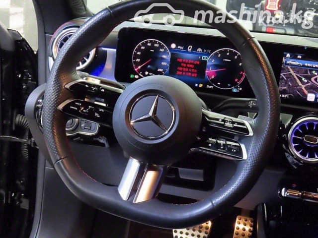 Mercedes-Benz CLA II (C118, X118) Рестайлинг 250 2.0 AMT 4WD