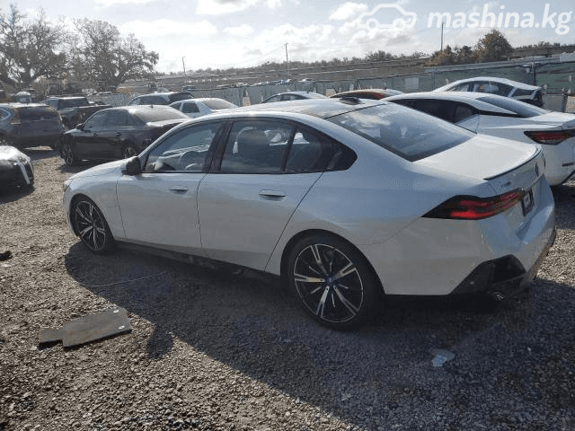 BMW 5 серии VIII (G60/G61/G68) 550e xDrive 3.0hyb AT 4WD