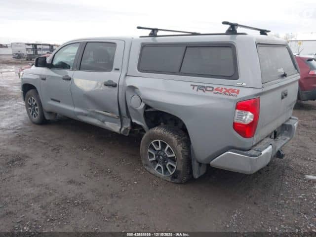 Toyota Tundra II Рестайлинг CrewMax 5.7 AT 4WD