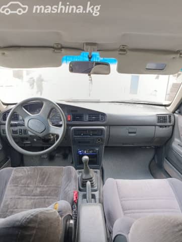 Mazda 626 III (GD) 2.0 MT
