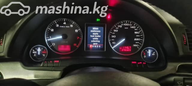 Audi A4 III (B7) 1.8 CVT