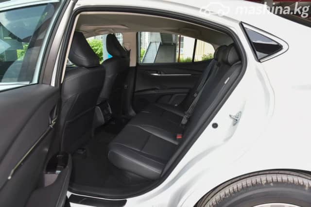 Toyota Camry IX (XV80) China Market 2.0hyb CVT