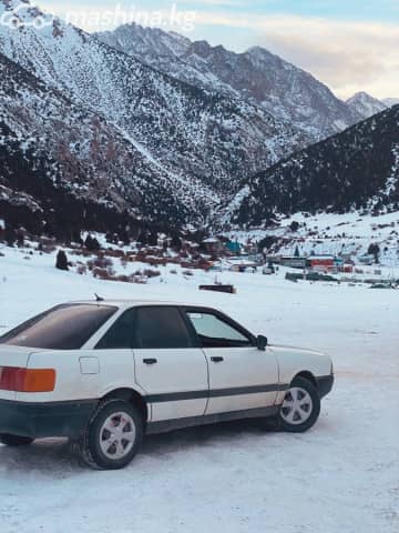 Audi 80 IV (B3) 1.8 MT