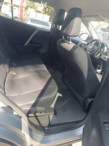 Toyota RAV4 IV (XA40) Рестайлинг 2.5 AT 4WD