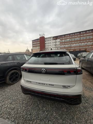 Volkswagen Tiguan III (China Market) 2.0 AMT 4WD