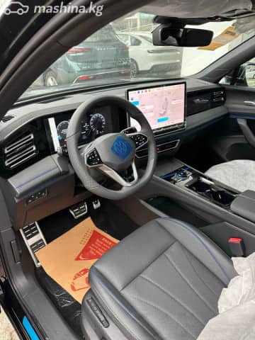 Volkswagen Tiguan III (China Market) 2.0 AMT 4WD