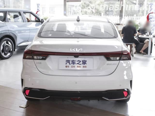 Kia K3 II China Market Рестайлинг 1.5 CVT