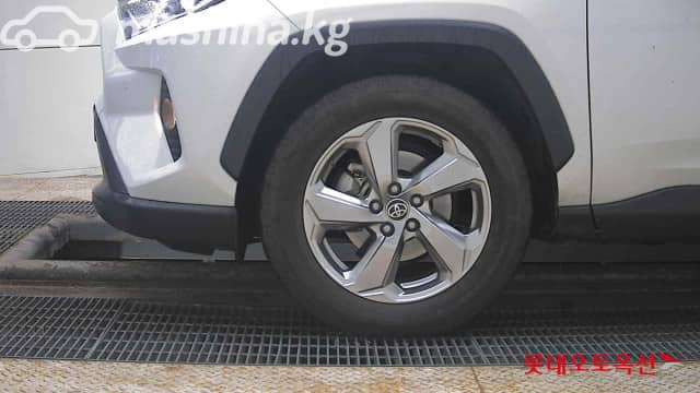 Toyota RAV4 V (XA50) 2.5hyb AT