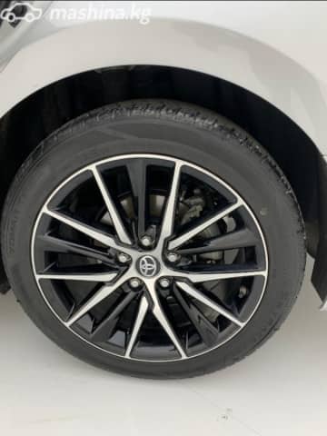Toyota Camry (Japan) XV70 рестайлинг 2.5hyb AT