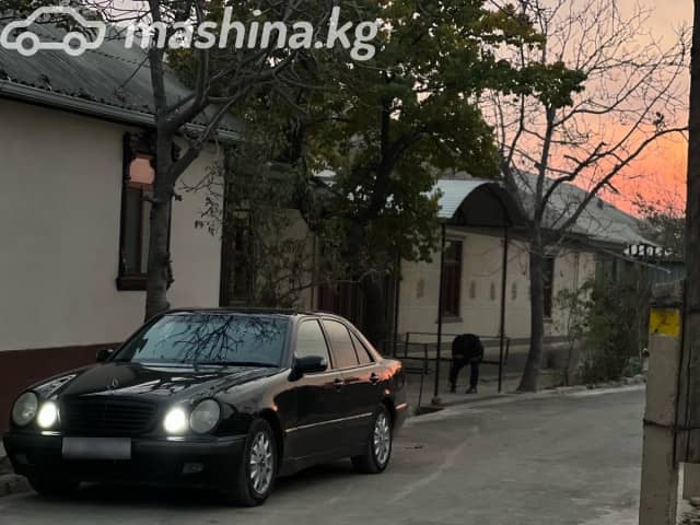 Mercedes-Benz E-Класс II (W210, S210) Рестайлинг 200 2.0 MT