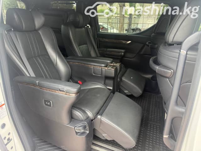 Toyota Alphard III Рестайлинг 3.5 AT
