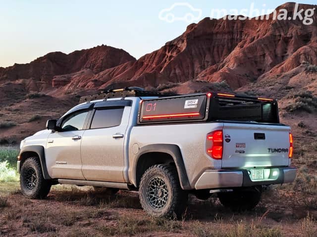 Toyota Tundra II Рестайлинг CrewMax 5.7 AT 4WD