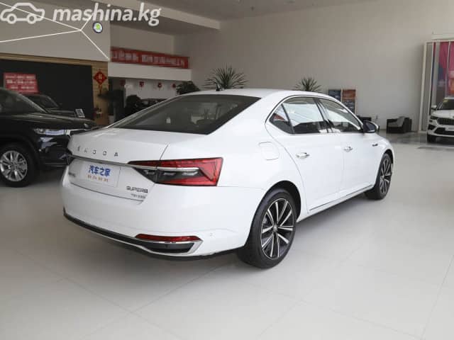 Skoda Superb III 1.4 AT
