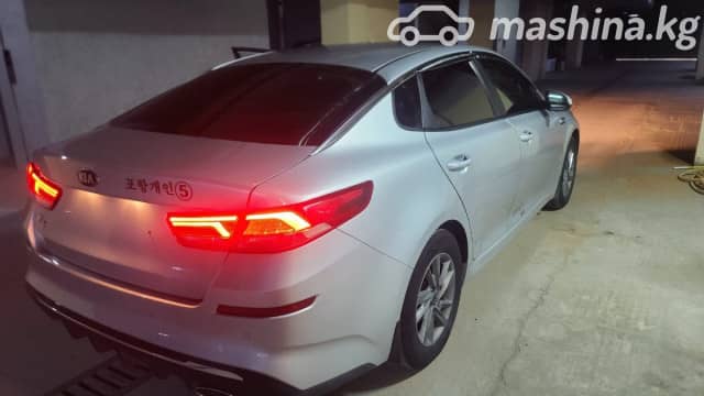 Kia K5 II 2.0 AT