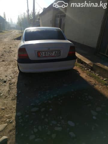 Opel Vectra B 1.6 MT