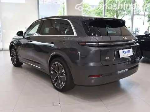 LiXiang L7 Рестайлинг 1.5hyb AT 4WD