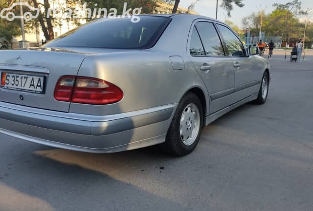Mercedes-Benz E-Класс II (W210, S210) Рестайлинг 200 2.0 AT