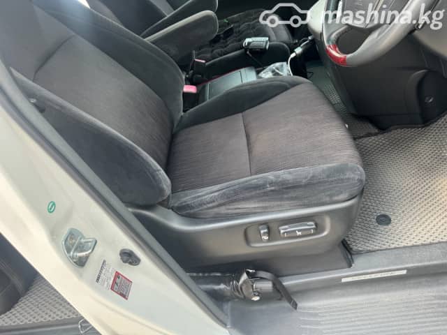 Toyota Alphard II 3.5 AT