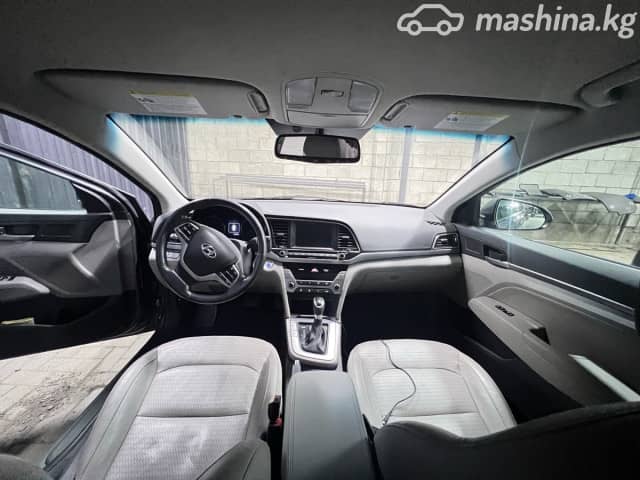 Hyundai Elantra VI (AD) 2.0 AT