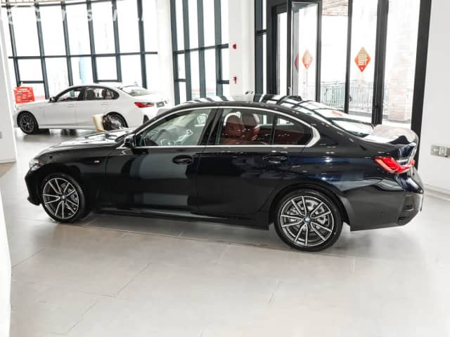 BMW 3 серии VII (G2x) Рестайлинг 2 330i xDrive 2.0 AT 4WD