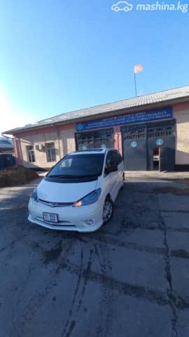 Toyota Estima II Рестайлинг 2.4 AT 4WD