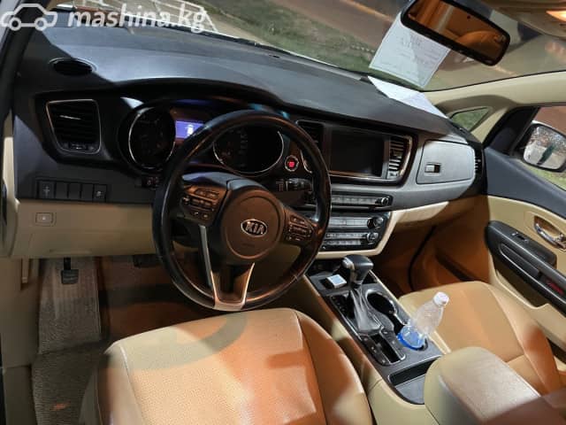 Kia Carnival III 2.2d AT