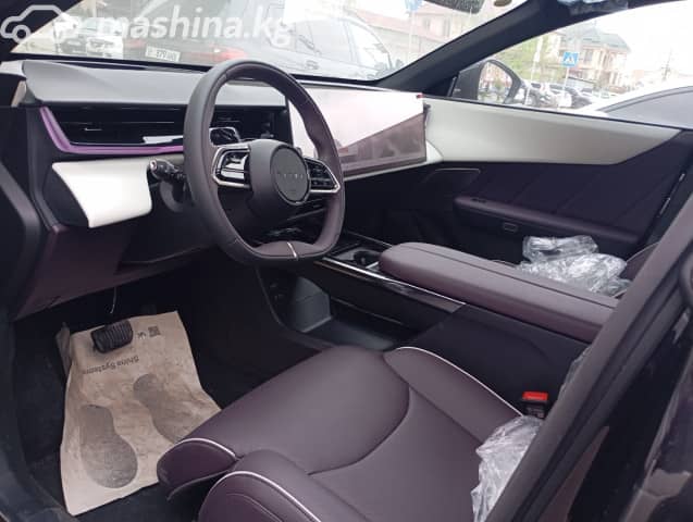 Mazda EZ-60 1.5hyb AT