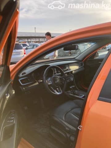 Kia K5 II 2.0 AT